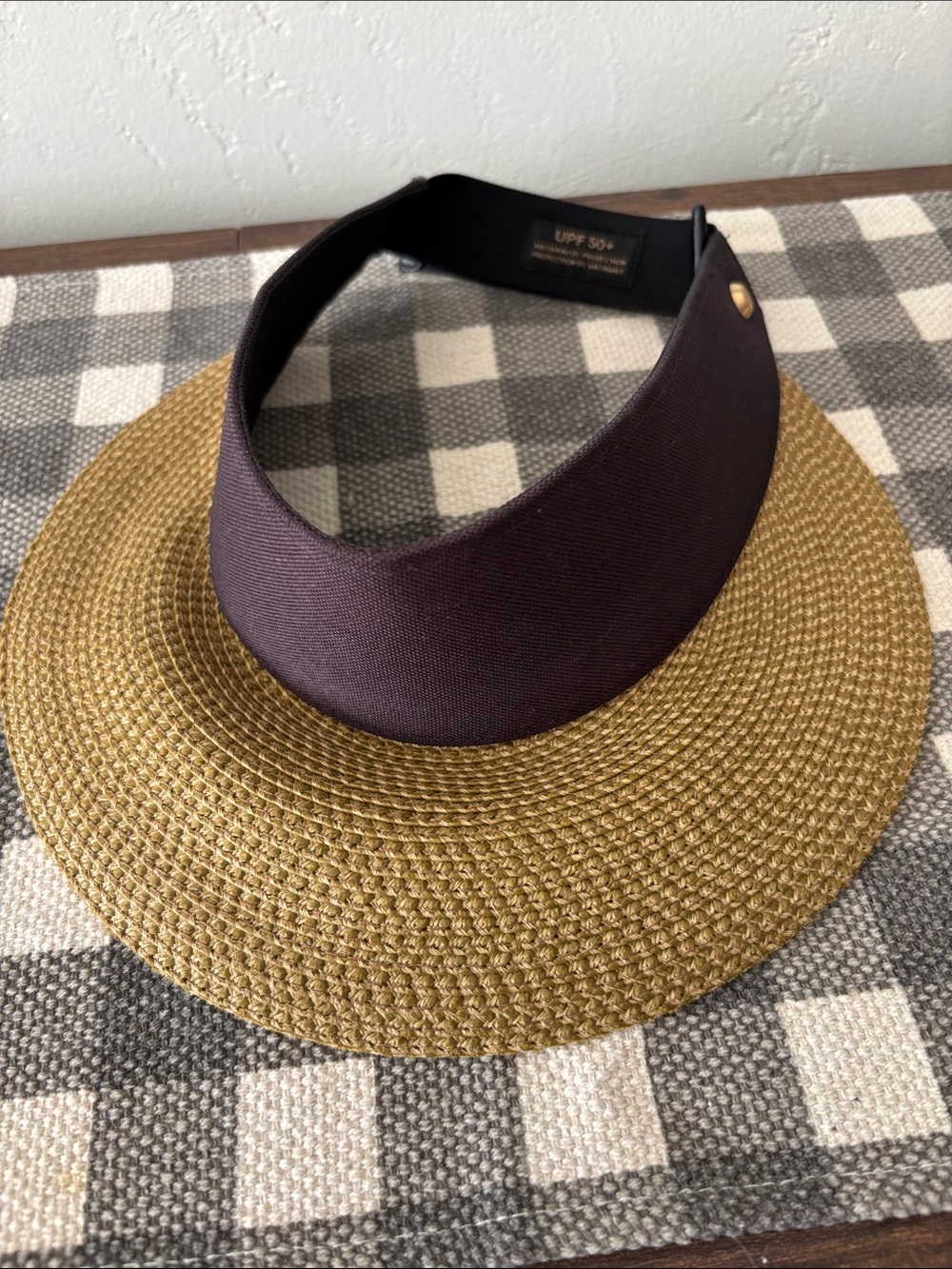 Eric Javits Champ Black-Trimmed Tan Straw Visor